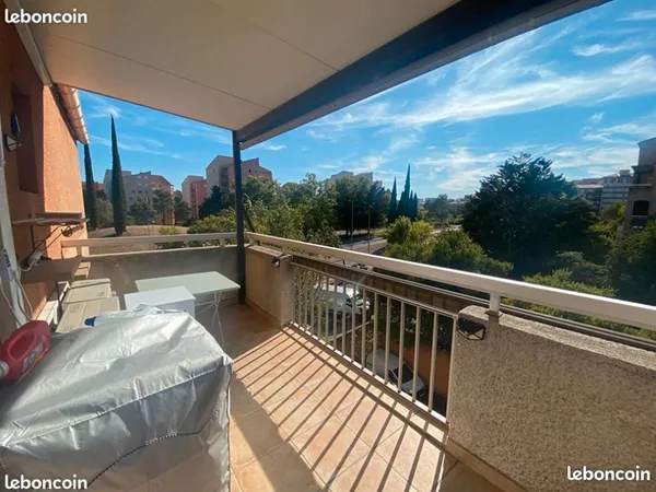 T3 67 m² + balcon - Aix-en-Provence - Résidence sécurisée - Vendu meublé