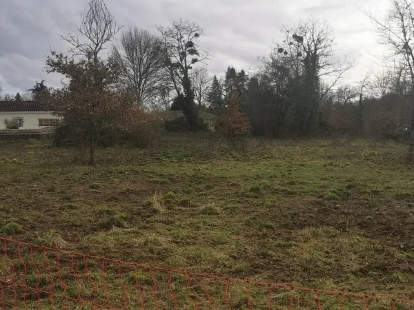 Terrain 1202 m²