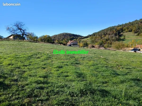 Terrain 1486 m² Saint-Laurent-Chabreuges
