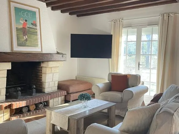 Lamorlaye - Maison de caractère 170 m² | Parc clos 3 500 m² | 5 chambres | Sous-sol total