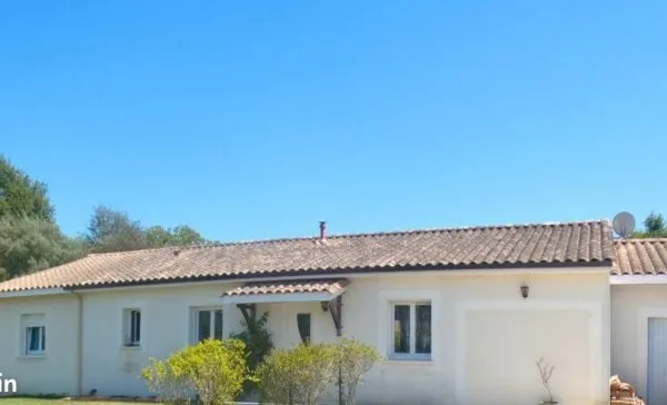 A vendre Maison cours de pile