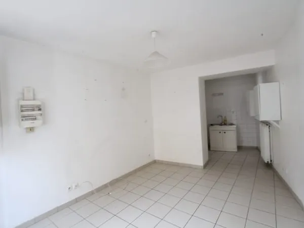 Entre gare et commerces, T2 de plainpied de 32 m2