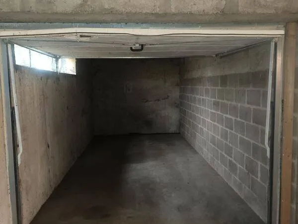 Parking 15 m²