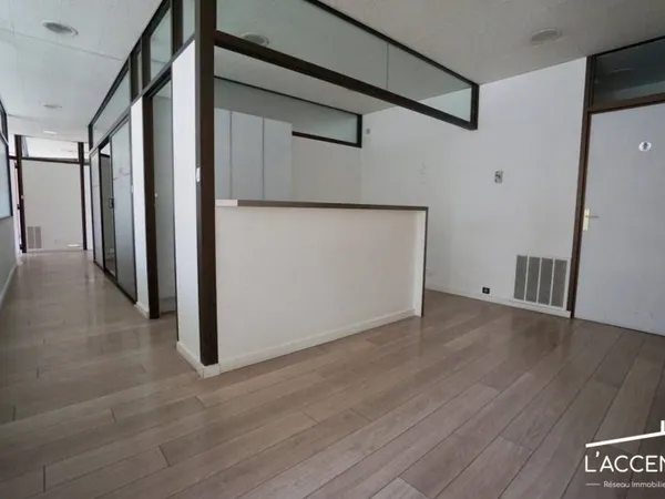 Bureaux 154 m²