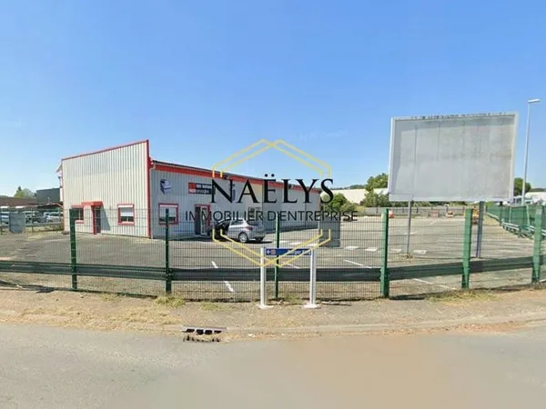 Local commercial 300 m²