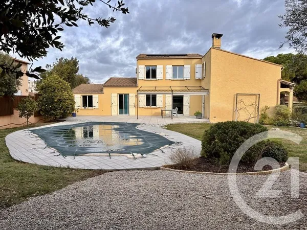 Maison 6 pièces 200 m²