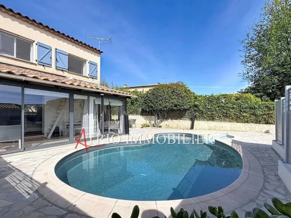 Villa 4 pièces 81 m²