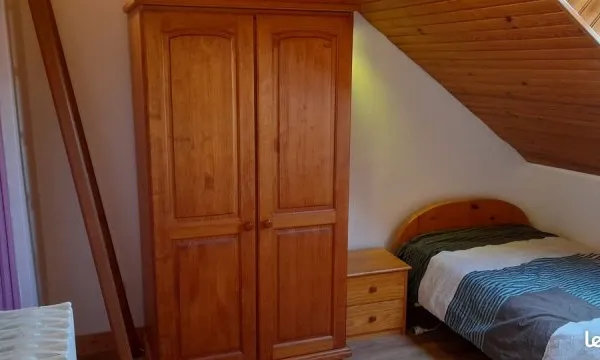 Belle chambre meublée pour étudiant(e) ou stagiaire proche IUT, CHU