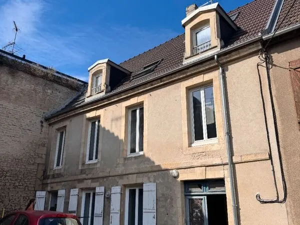 Immeuble 8 pièces 129 m²