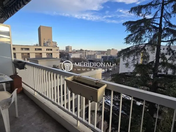 Grand appartement T3 Exterieur Ascenseur