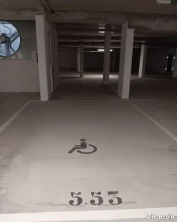 2 place de parkings au Plessis Robinson