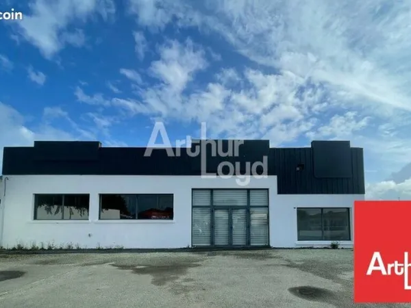 LOCAL COMMERCIAL 360 m² JARD-SUR-MER