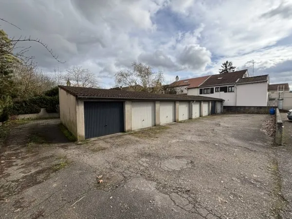 Garage/Parking 20 m²