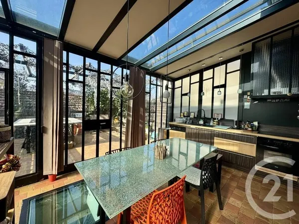Maison 7 pièces 175 m²