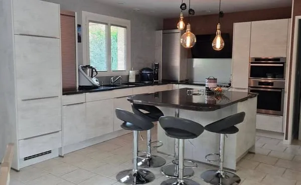 Maison 7 pièces 153 m²