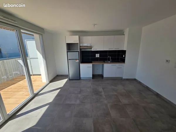Appartement neuf 3 pièces 61m² + balcon + parking