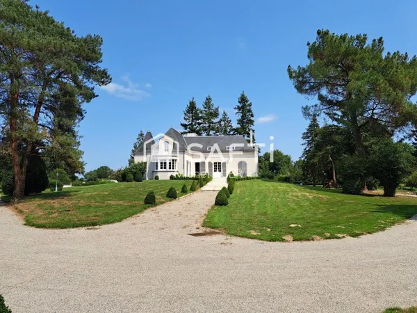 Propriété avec parc arboré à Châteaubriant