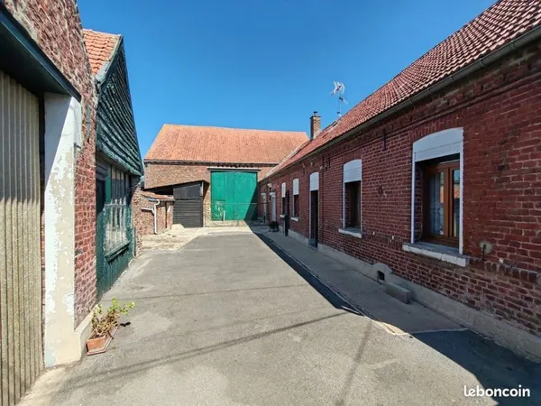 Maison 3 pièces 135 m²