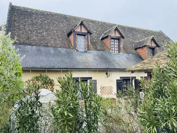 Saint-Genouph : maison en vente avec PLESSIS IMMOBILIER