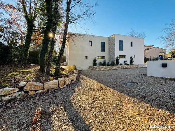 Maison contemporaine neuve BBC