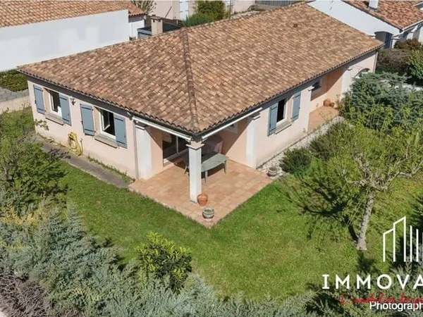 Maison de plain-pied 4 pièces 110 m²