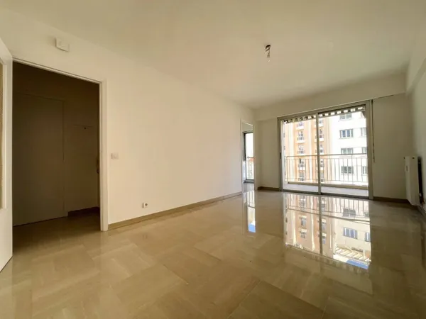 Studio 1 pièce 29 m²