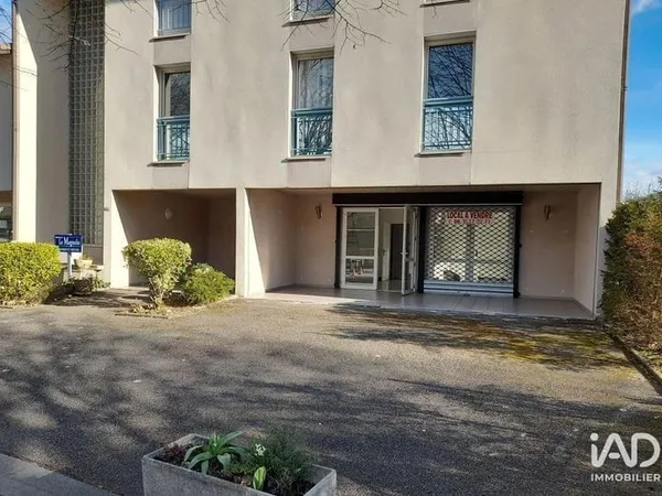 Local commercial 90 m²