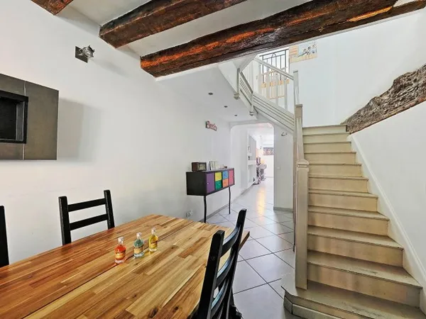 Maison de ville repensée par un architecte