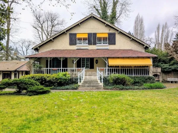 Maison 7 pièces 145 m²
