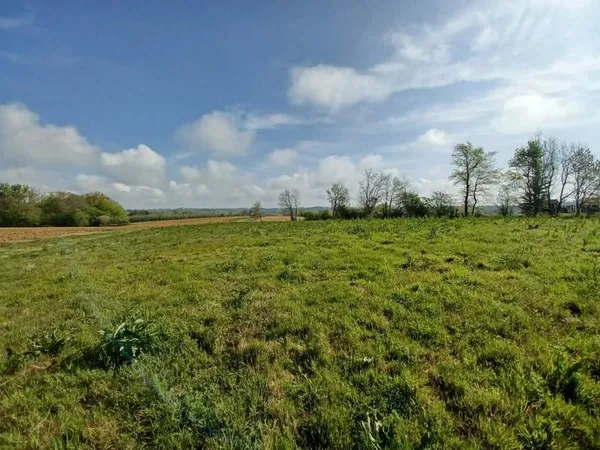 Terrain constructible à vendre | Magnan | Gers