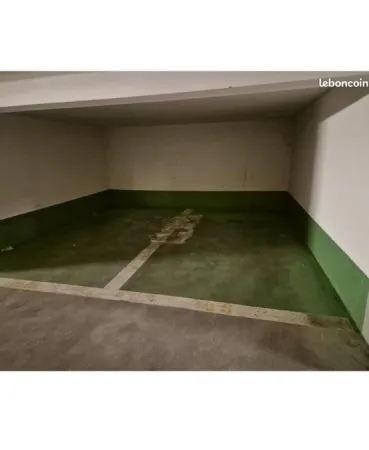 Loue parking 4m²
