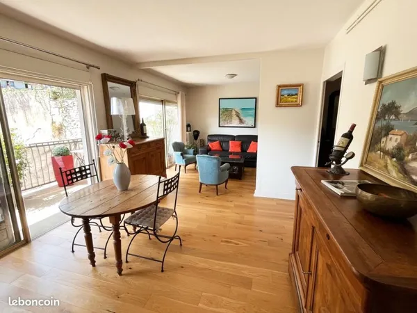 Bel appartement 70m2 + grand garage Bordeaux centre Parc Rivière/Tivoli (proche Le Bouscat)