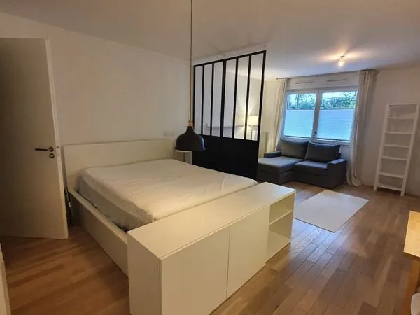 Studio meuble 40 m2 Metro Liège