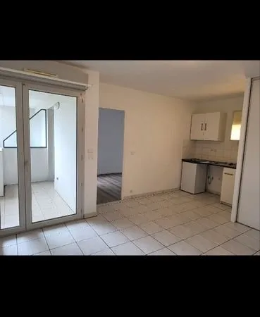 T2 avec terrasse résidence sécurisée