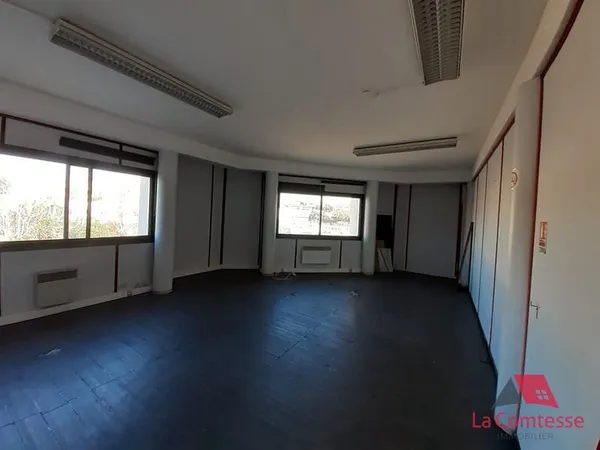 BUREAUX ZONE D'ACTIVITÉ MARITIME MOUREPIANE LOT 221