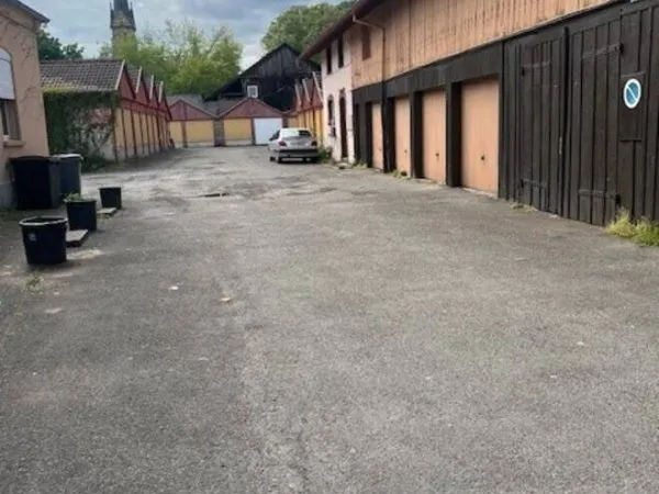 Parking 13 m²