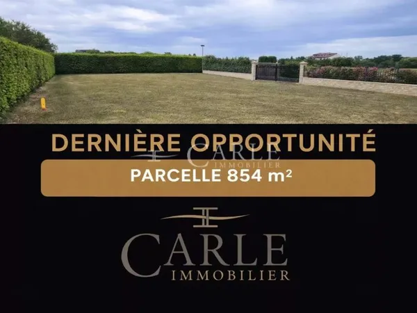 Terrain plat de 854 m² en fond d'impasse