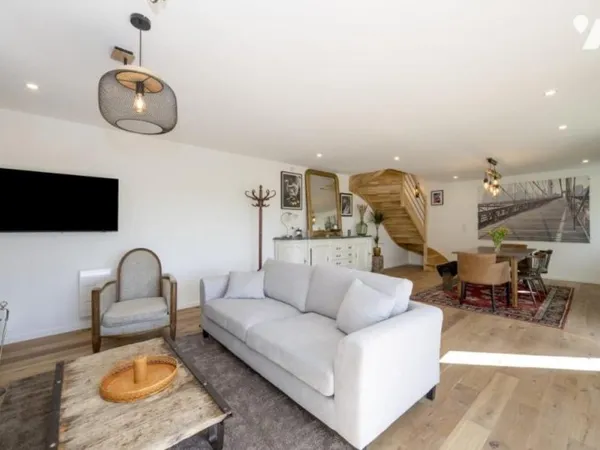 Maison 6 pièces 100 m²