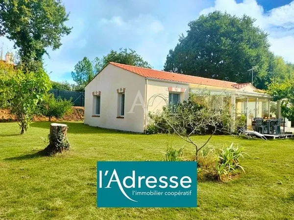 Maison de plain-pied 4 pièces 100 m²