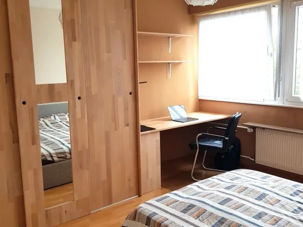Loue chambre en colocation