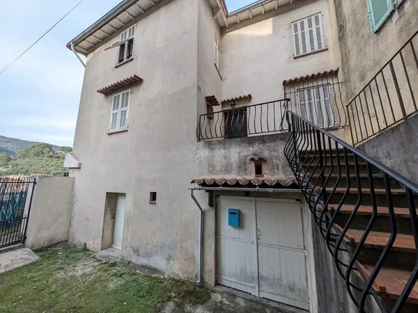 DRAP: MAISON DE VILLAGE