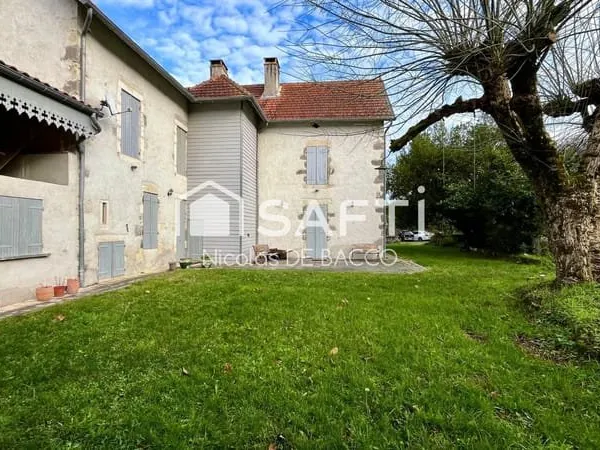 Demeure restauré avec gîte au porte de casteljaloux