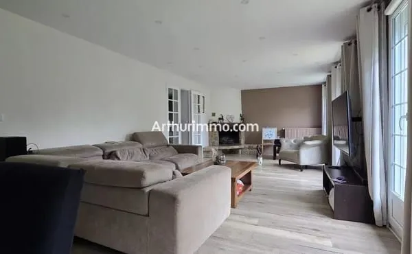 Quartier des bruyères - Maison 5/6 pièces - 135 m² utiles (120 m² habitables) - 4 chambres - Parcell
