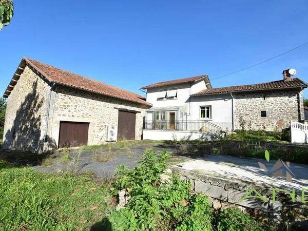 Maison de campagne pleine de charme ? située à Maisonnais-s