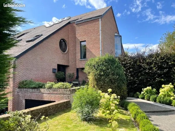 Maison 7 pièces 290 m²