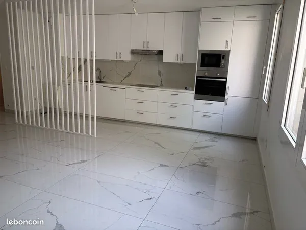 Rueil-Malmaison proximité immédiate RER commerces et écoles appartement de 85m2 entièrement rénové p