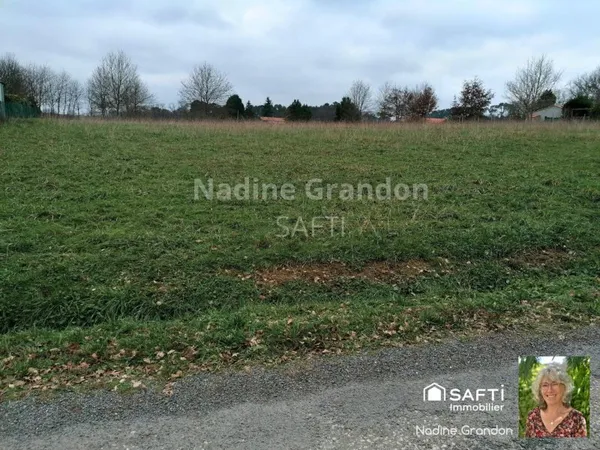 Terrain à bâtir de 1900 m² - Calme et Nature au rendez-vous !