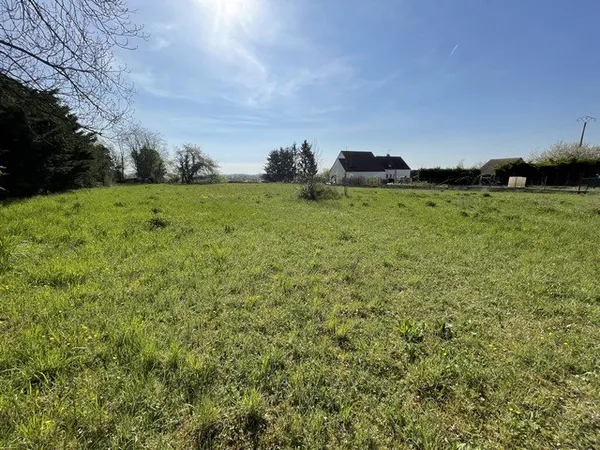 Terrain 800 m²