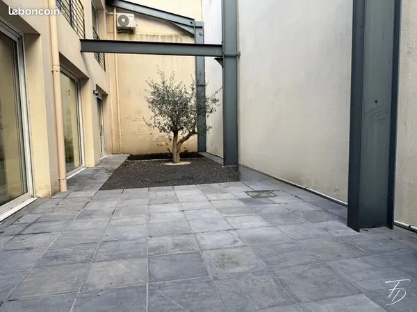 Loft 3 pièces 115 m²