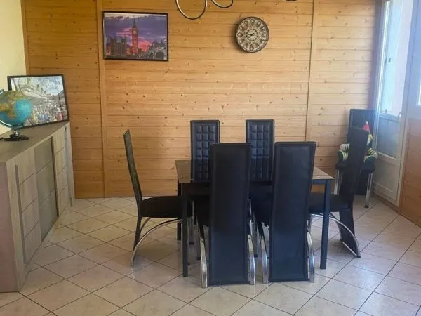 Appartement 6 pièces 106 m²